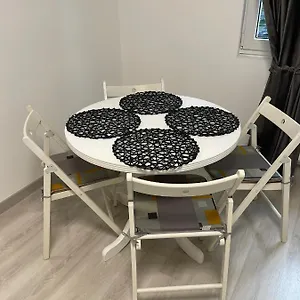 Apartament Triumf, Bucureşti
