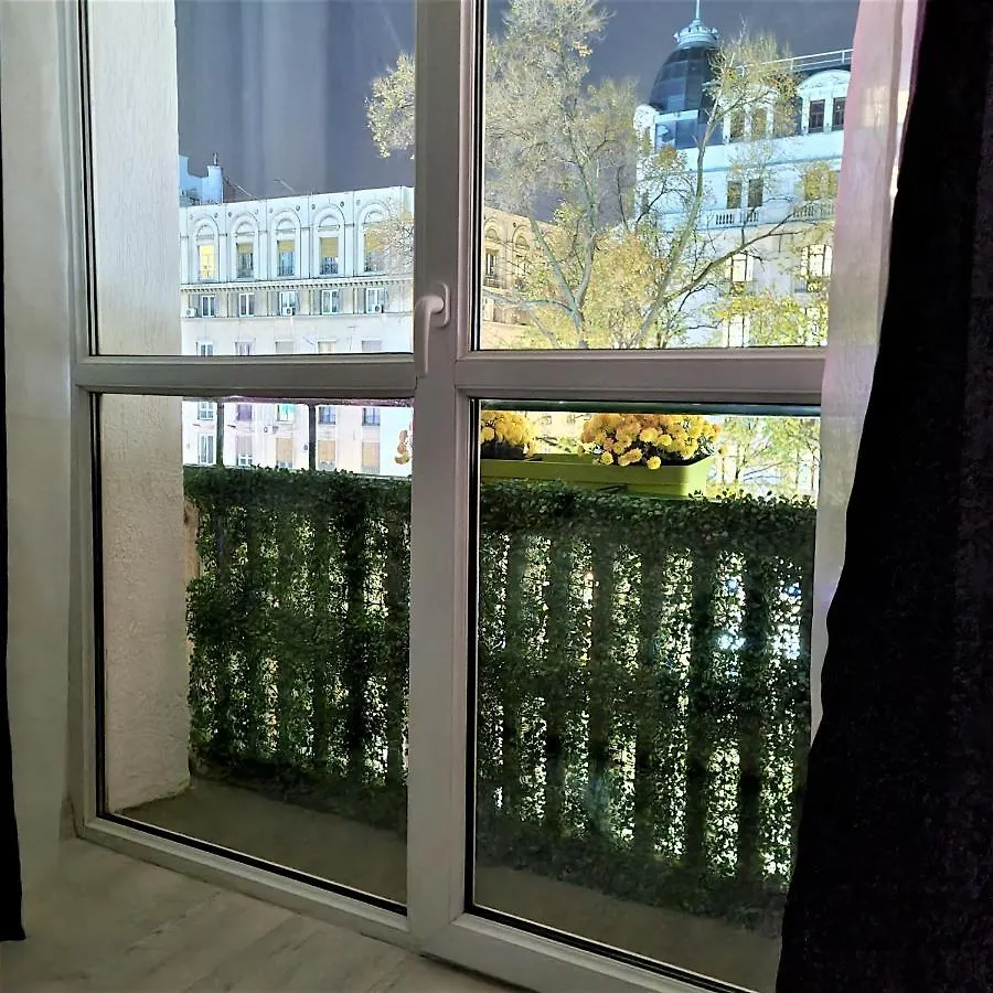 Central Bucharest World Apart-Hotel